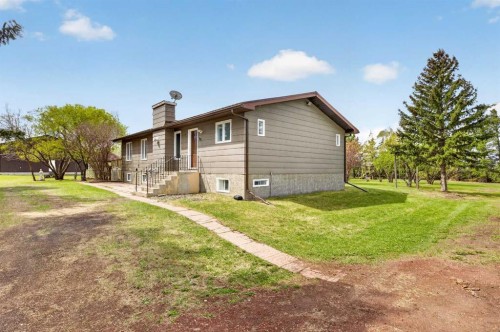 30338 Range Road 282, Rural Mountain View County, AB - Outdoor
