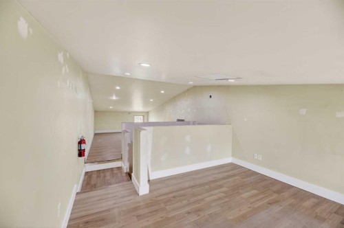 30338 Range Road 282, Rural Mountain View County, AB - Indoor Photo Showing Other Room