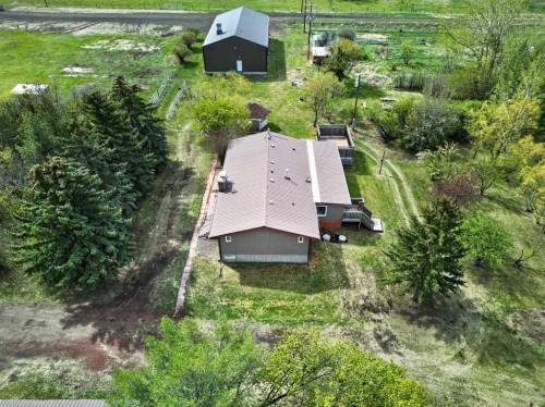 30338 Range Road 282, Rural Mountain View County, AB - Outdoor