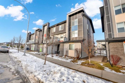 202-135 Redstone Walk Ne, Calgary, AB - Outdoor