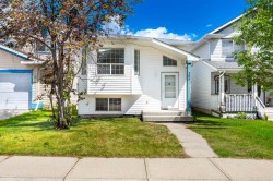 207 coral springs Circle NE Calgary, AB T3J 3P7
