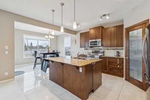 71 Walden Manor Se, Calgary, AB - Indoor Photo Showing Kitchen With Upgraded Kitchen