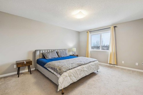 71 Walden Manor Se, Calgary, AB - Indoor Photo Showing Bedroom