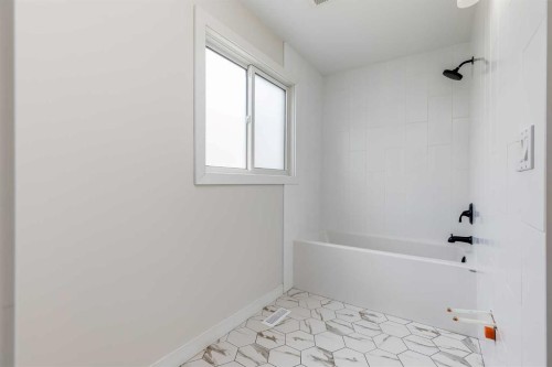 41 Alpine Crescent Se, Airdrie, AB - Indoor