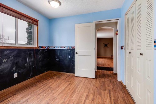 41 Alpine Crescent Se, Airdrie, AB - Indoor Photo Showing Other Room