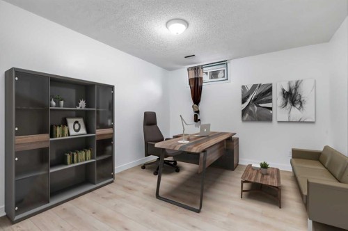 41 Alpine Crescent Se, Airdrie, AB - Indoor Photo Showing Other Room