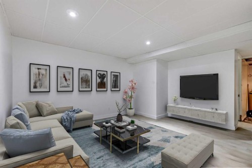41 Alpine Crescent Se, Airdrie, AB - Indoor Photo Showing Living Room