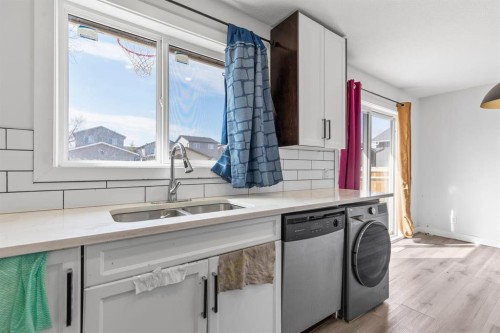 13 Martindale Boulevard Ne, Calgary, AB - Indoor