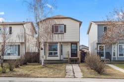13 Martindale Boulevard NE Calgary, AB T3J 2T8
