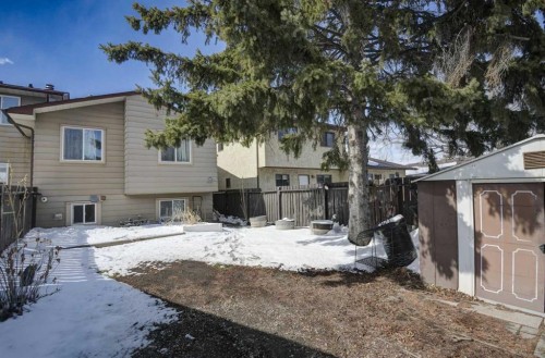 8408 Berkley Road Nw, Calgary, AB - Outdoor