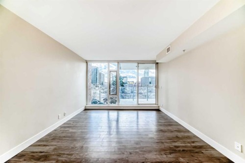 204-560 6 Avenue Se, Calgary, AB - Indoor Photo Showing Other Room
