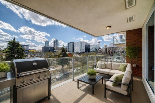 204-560 6 Avenue Se, Calgary, AB - Outdoor With Exterior