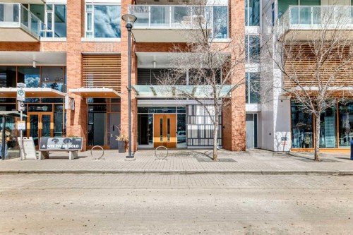 204-560 6 Avenue Se, Calgary, AB - Outdoor With Balcony With Facade