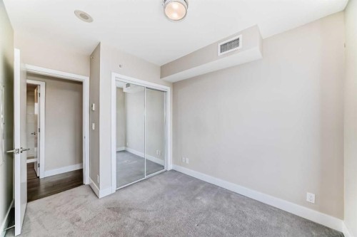 204-560 6 Avenue Se, Calgary, AB - Indoor Photo Showing Other Room