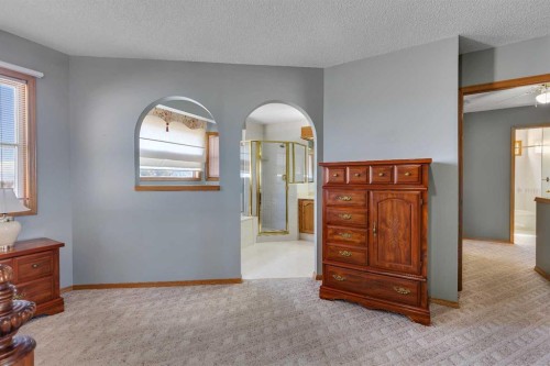 2856 Signal Hill Heights Sw, Calgary, AB - Indoor