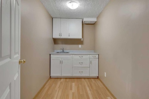 2856 Signal Hill Heights Sw, Calgary, AB - Indoor