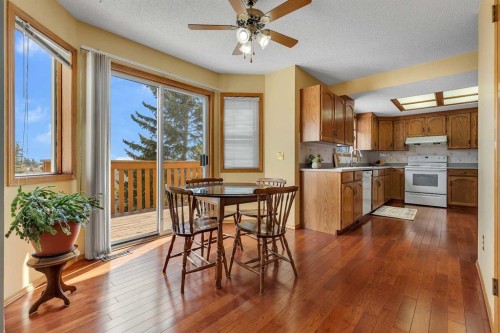 2856 Signal Hill Heights Sw, Calgary, AB - Indoor