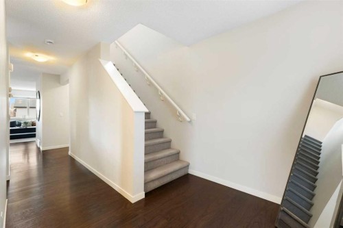 88 Copperpond Park Se, Calgary, AB - Indoor Photo Showing Other Room