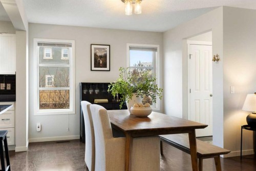 88 Copperpond Park Se, Calgary, AB - Indoor Photo Showing Dining Room