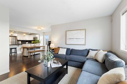 88 Copperpond Park Se, Calgary, AB - Indoor Photo Showing Living Room