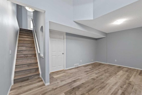 116 Saddlebrook Common Ne, Calgary, AB - Indoor Photo Showing Other Room