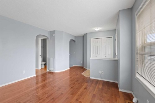116 Saddlebrook Common Ne, Calgary, AB - Indoor Photo Showing Other Room