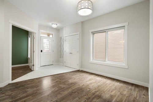 193 Walgrove Terrace Se, Calgary, AB - Indoor Photo Showing Other Room