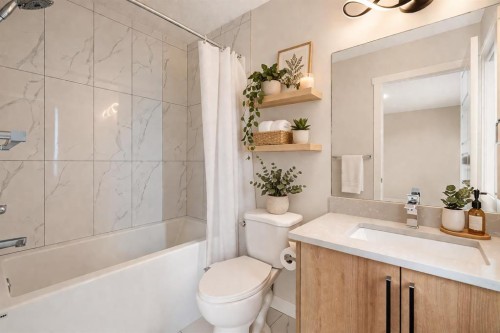 193 Walgrove Terrace Se, Calgary, AB - Indoor Photo Showing Bathroom