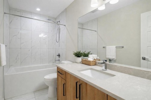 193 Walgrove Terrace Se, Calgary, AB - Indoor Photo Showing Bathroom