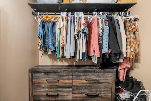 53 Copperfield Court Se, Calgary, AB - Indoor With Storage