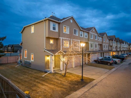 53 Copperfield Court Se, Calgary, AB - Outdoor