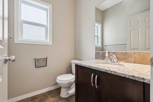 22 Nolanfield Heights Nw, Calgary, AB - Indoor Photo Showing Bathroom