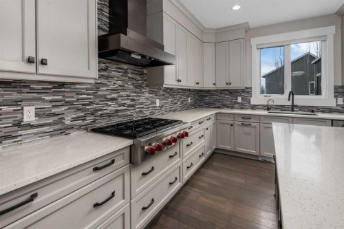 45 Rockcliff Heights Nw, Calgary, AB - Indoor Photo Showing Kitchen With Upgraded Kitchen