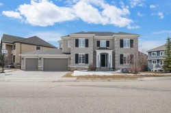 45 Rockcliff Heights NW Calgary, AB T3G 0C7