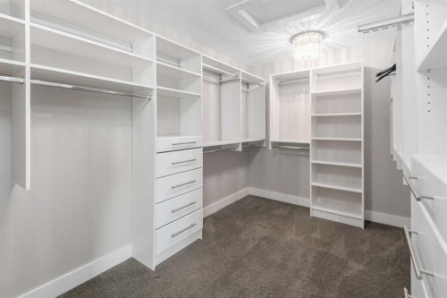 45 Rockcliff Heights Nw, Calgary, AB - Indoor With Storage