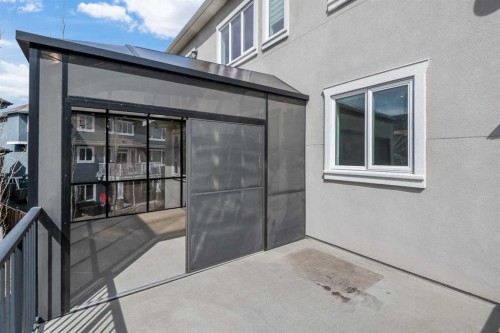 45 Rockcliff Heights Nw, Calgary, AB - Outdoor With Exterior