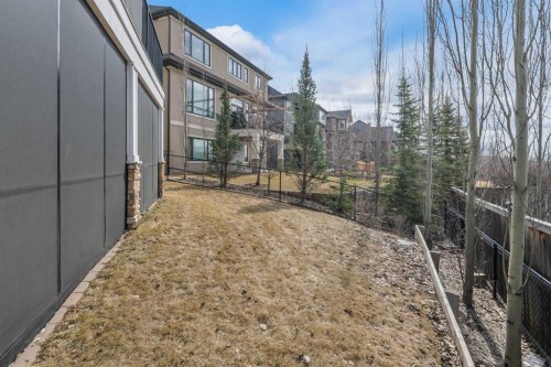 45 Rockcliff Heights Nw, Calgary, AB - Outdoor