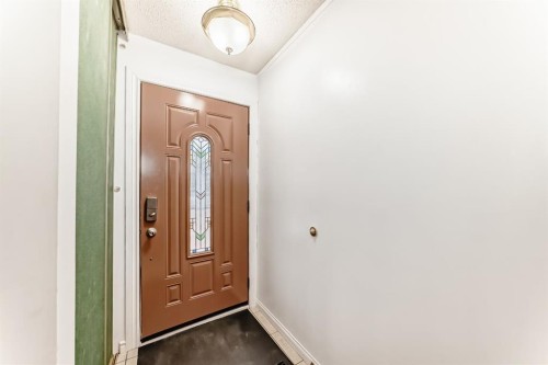 255 Falshire Way Ne, Calgary, AB - Indoor Photo Showing Other Room