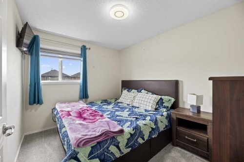 8474 Saddleridge Drive Ne, Calgary, AB - Indoor Photo Showing Bedroom