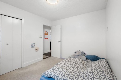 408-505 19 Avenue Sw, Calgary, AB - Indoor Photo Showing Bedroom