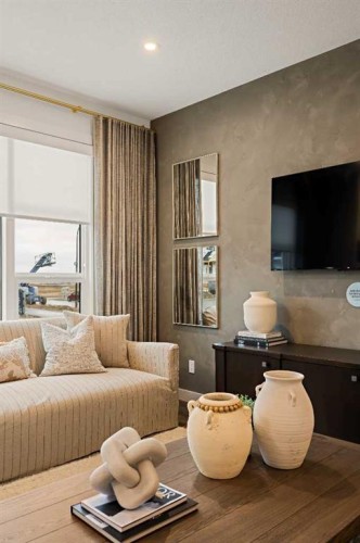 193 Silver Spruce Road Sw, Calgary, AB - Indoor Photo Showing Bedroom