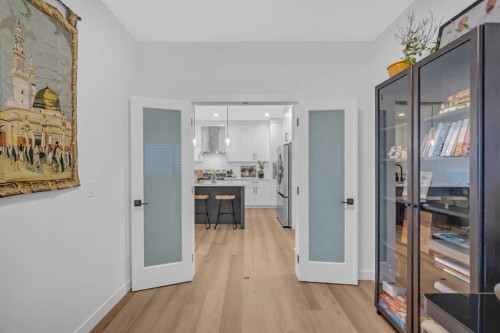 11 Heritage Circle, Cochrane, AB - Indoor Photo Showing Other Room