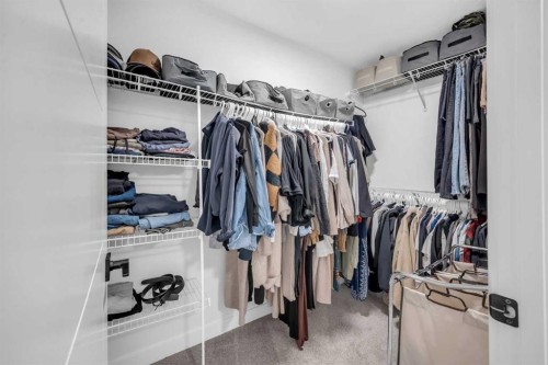 11 Heritage Circle, Cochrane, AB - Indoor With Storage