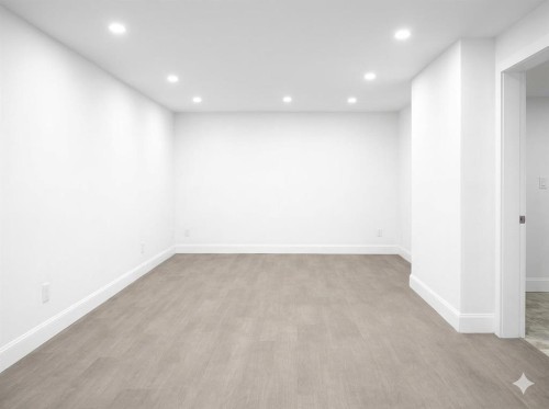 11 Heritage Circle, Cochrane, AB - Indoor Photo Showing Other Room