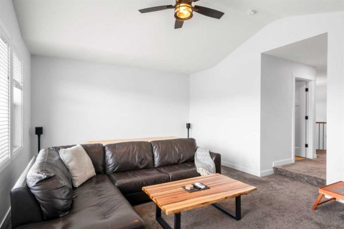 99 Ridge View Close, Cochrane, AB - Indoor Photo Showing Living Room