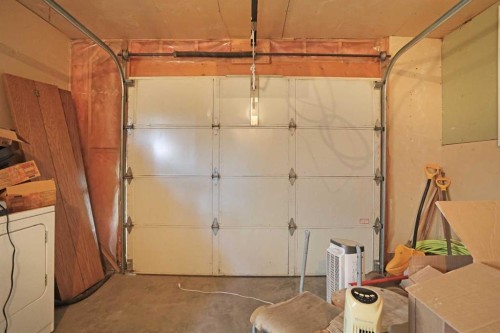 184 Upland Boulevard West, Brooks, AB - Indoor Photo Showing Other Room