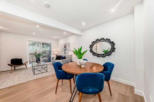 29-2519 38 Street Ne, Calgary, AB - Indoor Photo Showing Dining Room