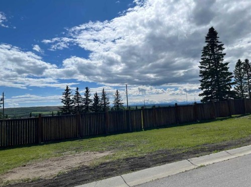 12-3622 85 Street Sw, Calgary, AB 