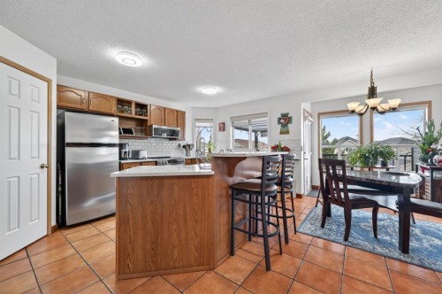 197 Arbour Stone Close Nw, Calgary, AB - Indoor Photo Showing Other Room