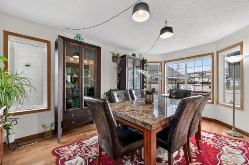 197 Arbour Stone Close Nw, Calgary, AB - Indoor Photo Showing Dining Room